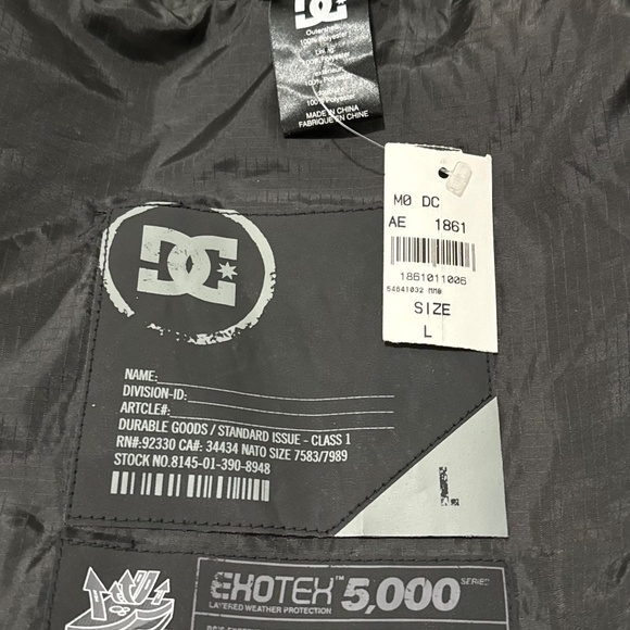 NWT DC Shoes Men’s Jacket Size L Large Snowboard Shell - Picture 5 of 10